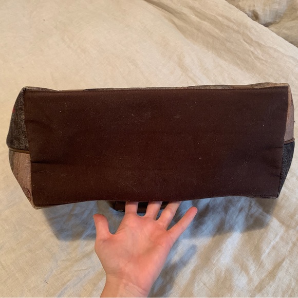 India photography tote bag with brown leather accents - Picture 7 of 16